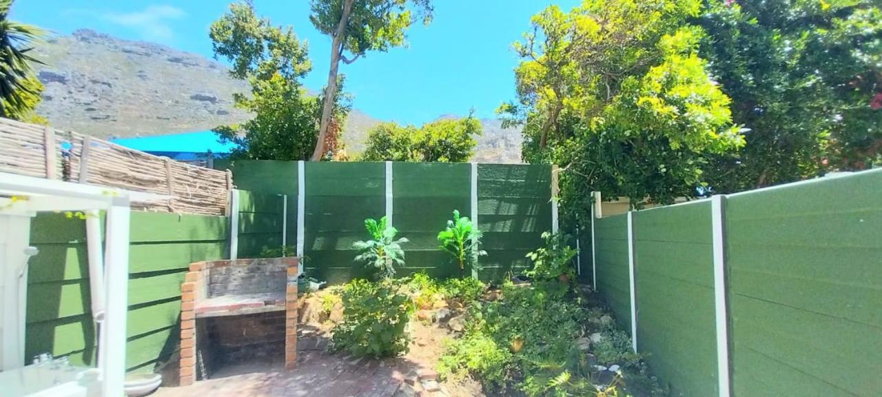 Lakeside Guest House كيب تاون المظهر الخارجي الصورة